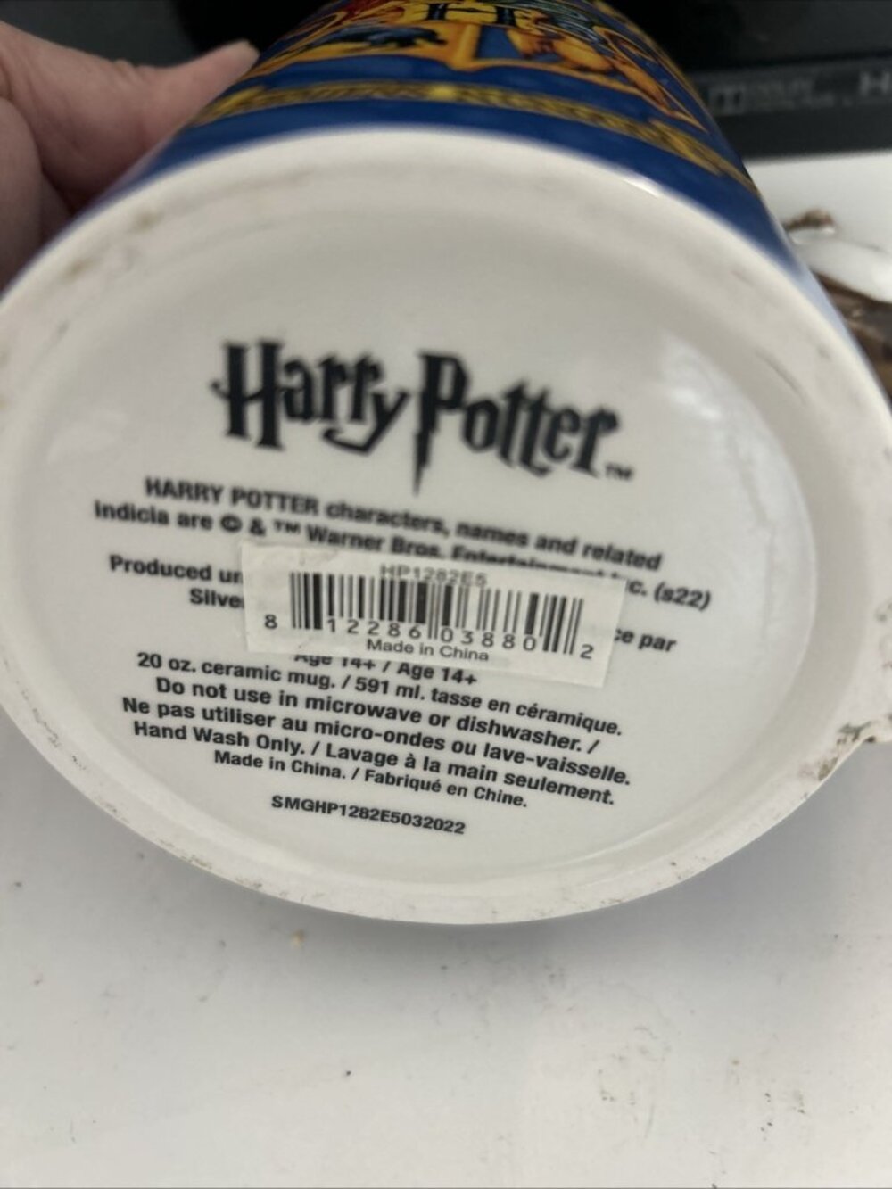 Harry Potter Hogwarts House Crest Sculpted Owl Handle Ceramic Coffee Mug 20 Oz - Picture 7 of 7